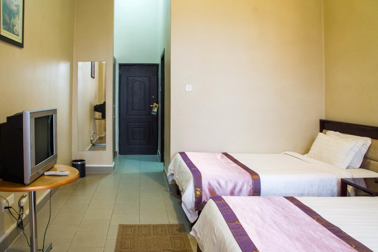 Lake View Resort Hotel Mbarara Kültér fotó