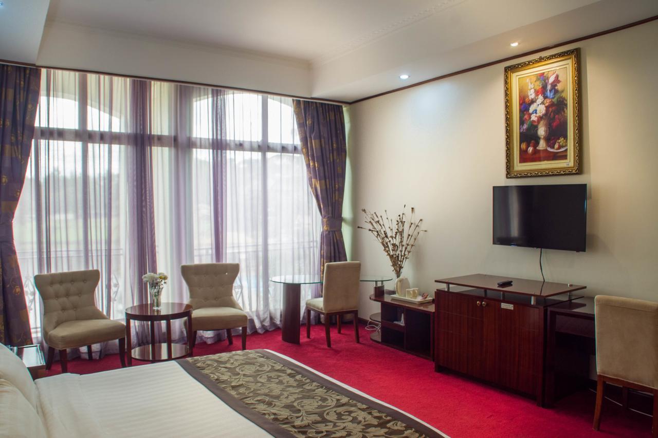 Lake View Resort Hotel Mbarara Kültér fotó